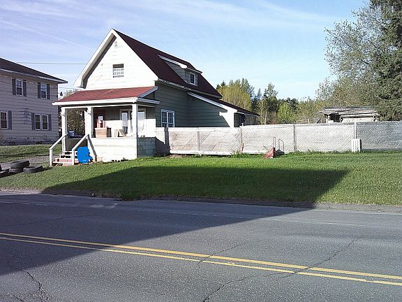 2nd image of 377 Main Street