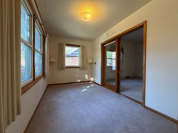 4th image of 1307 8th Ave