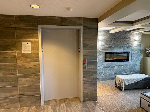 4th image of 402 N Kincora Glen Rd NW #3104