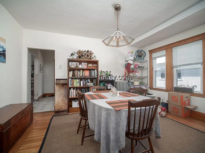 3 bed, 1.0 bath, $3,350 — Photo 3