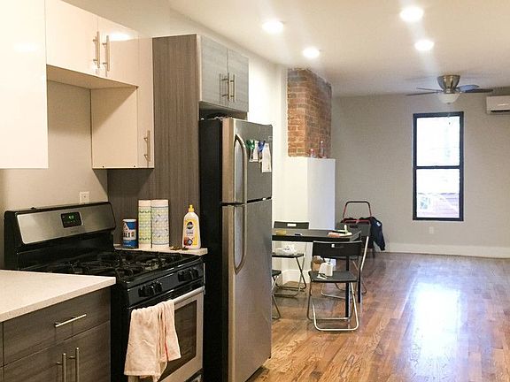 2nd image of 345 Chauncey St #6