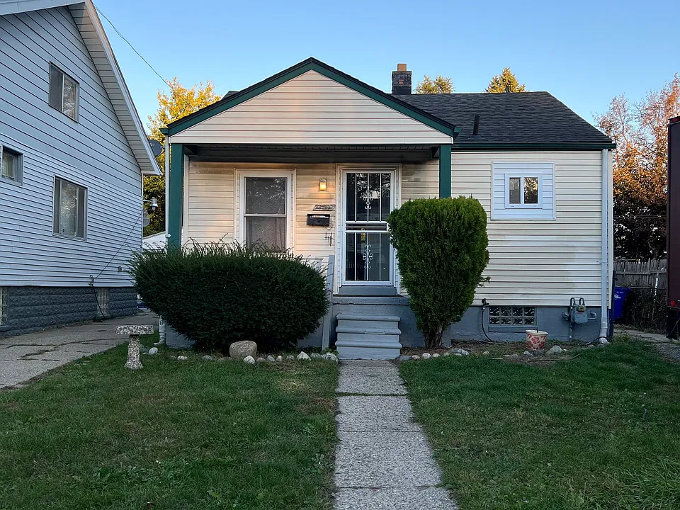 17202 Fleming Ave