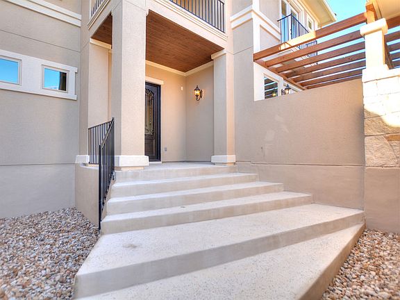 Courtyard Entry