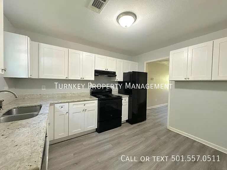 502 Rice St — Photo 3
