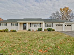 7 Joanna Way, Phillipsburg, NJ 08865