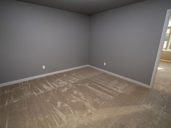 5th image of 12200 NE 114th St