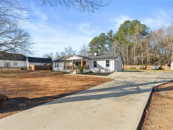 241 Mitchell Rd NW, Monroe, GA 30656
