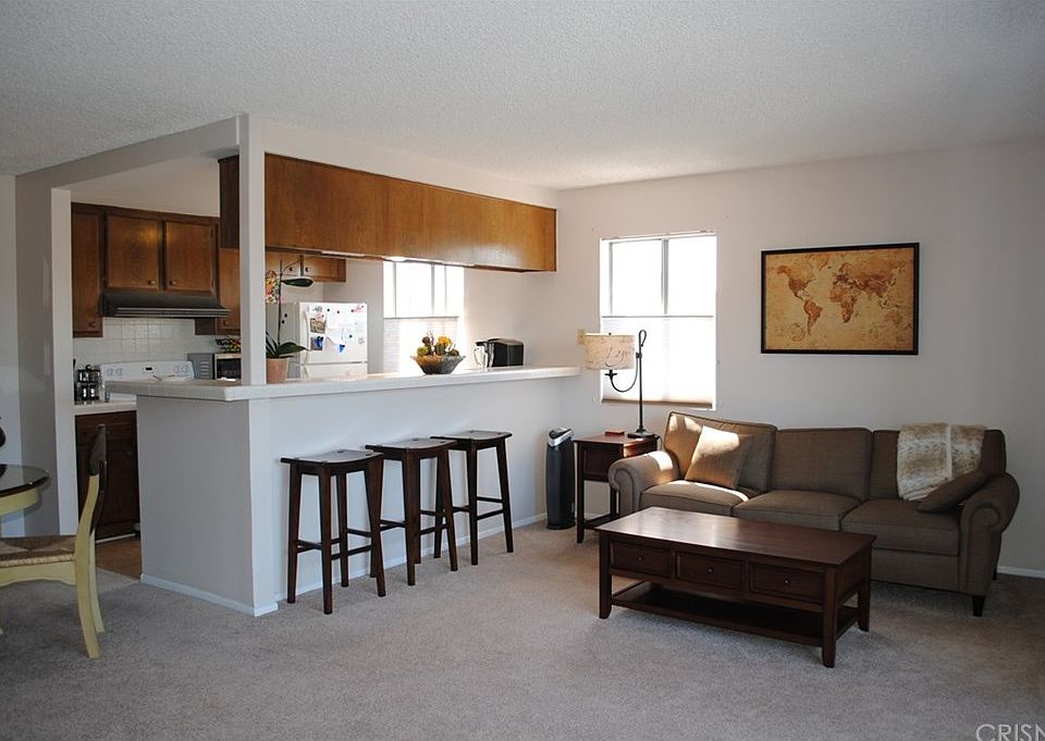1st image of 420 Redondo Ave Unit 201