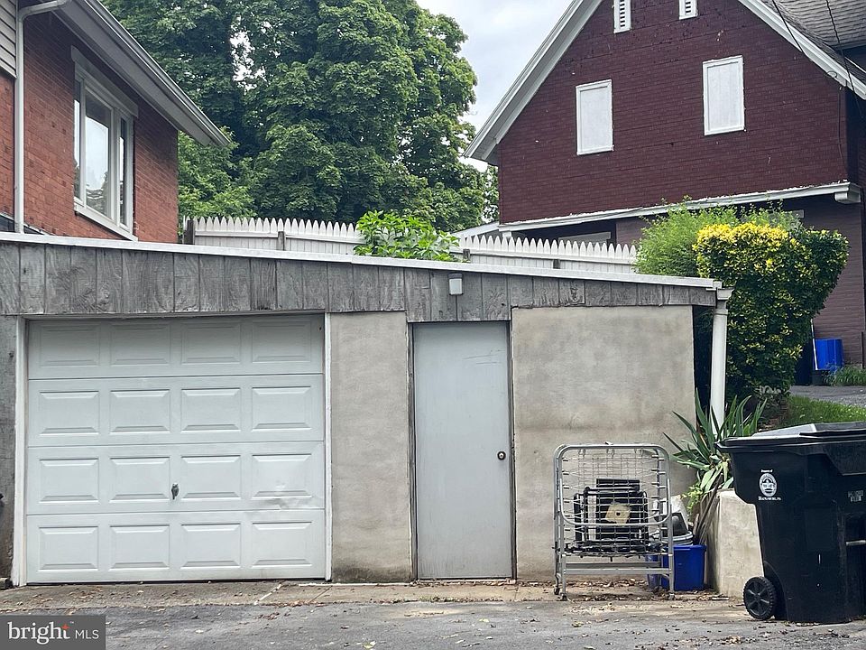 2nd image of 1514 Allison St
