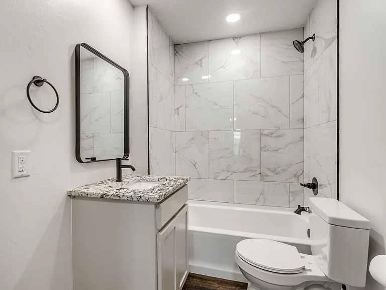 1017 N Pottenger Ave — Photo 19