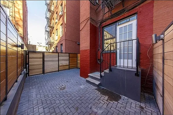 Rented by Oxford Property Group | media 2