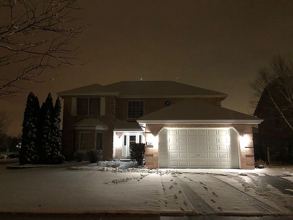 1st image of 1296 Woburn Dr