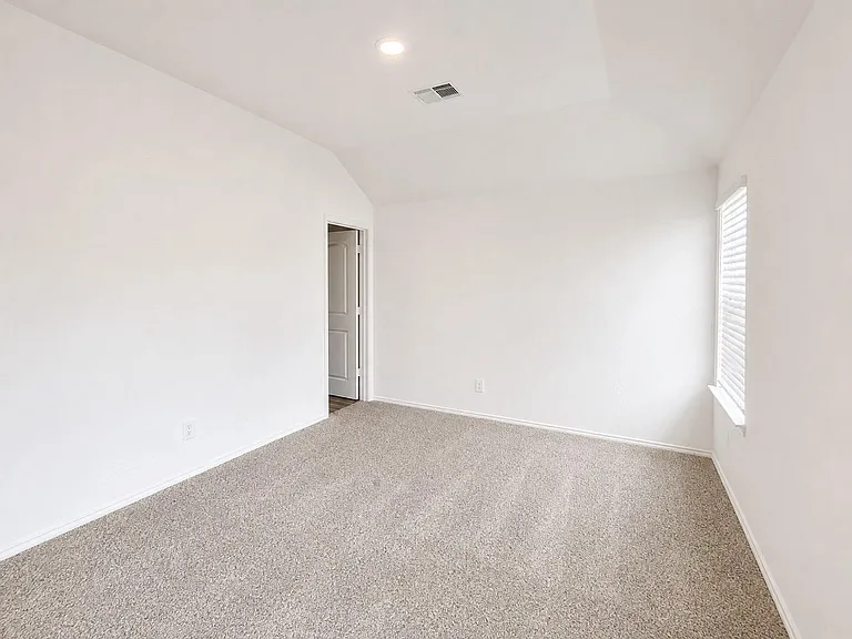 1930 Legacy Hills Dr — Photo 8