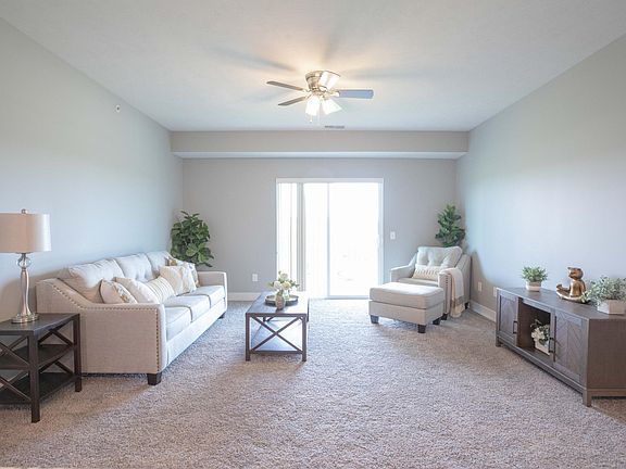 2nd image of 7020 Rebel Dr #108