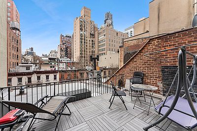 3rd image of 117 E 31st St #Penthouse