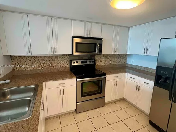 60 NW 37th Ave, Miami, FL