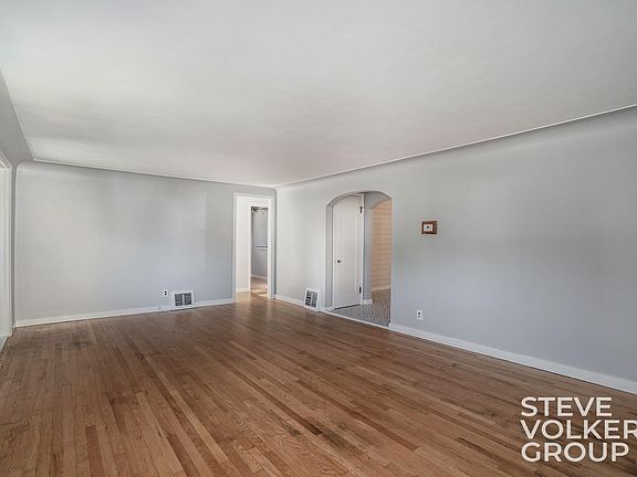 5th image of 144 Hanlon Ct
