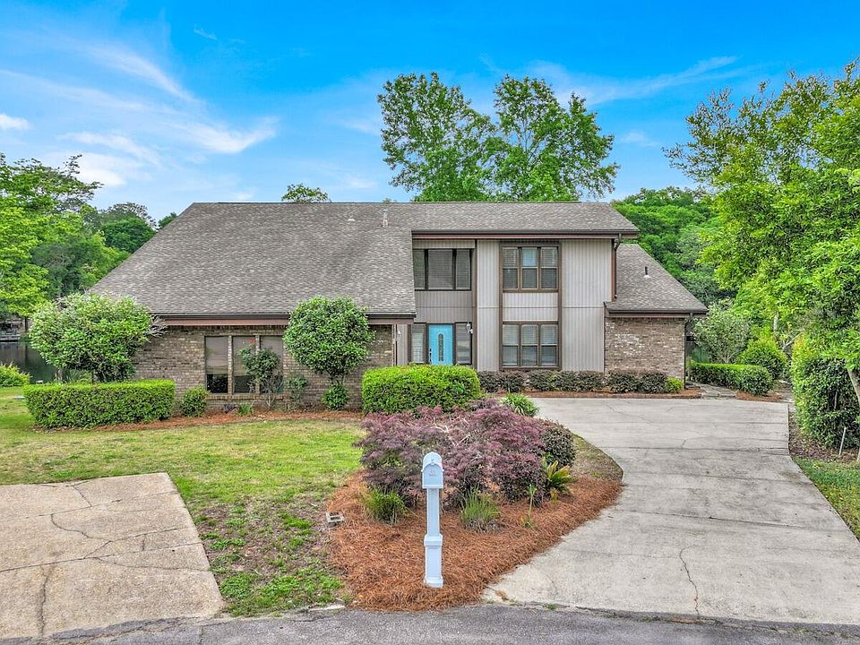 1st image of 645 Carr Dr