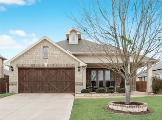 548 Hay Meadow Dr, Waxahachie, TX 75165