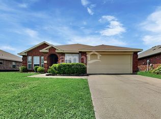 617 Chestnut Ct, Royse City, TX 75189
