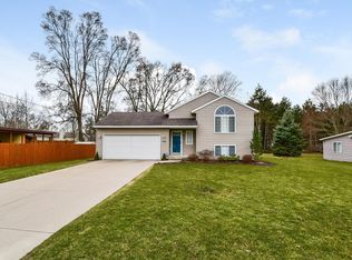 764 66th St SE, Grand Rapids, MI 49548