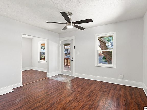 3rd image of 6329 N 33rd Ave