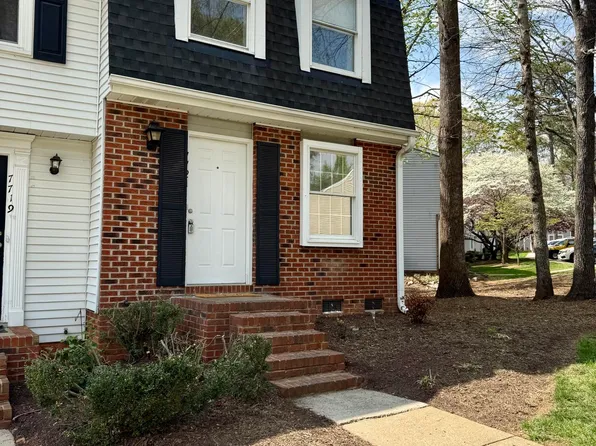 7721 Kingsberry Ct, Raleigh, NC 27615