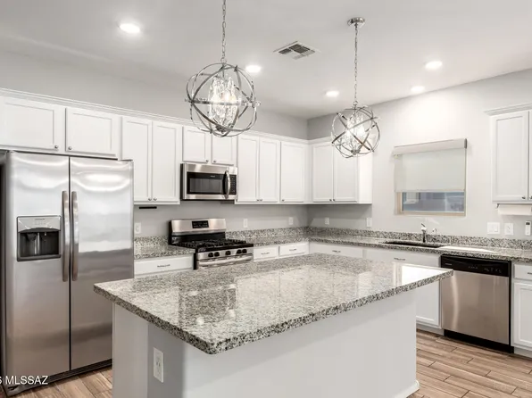 9162 W Blue Saguaro St, Marana, AZ 85653