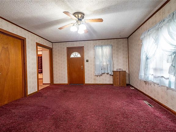 2nd image of 213 S Burns St