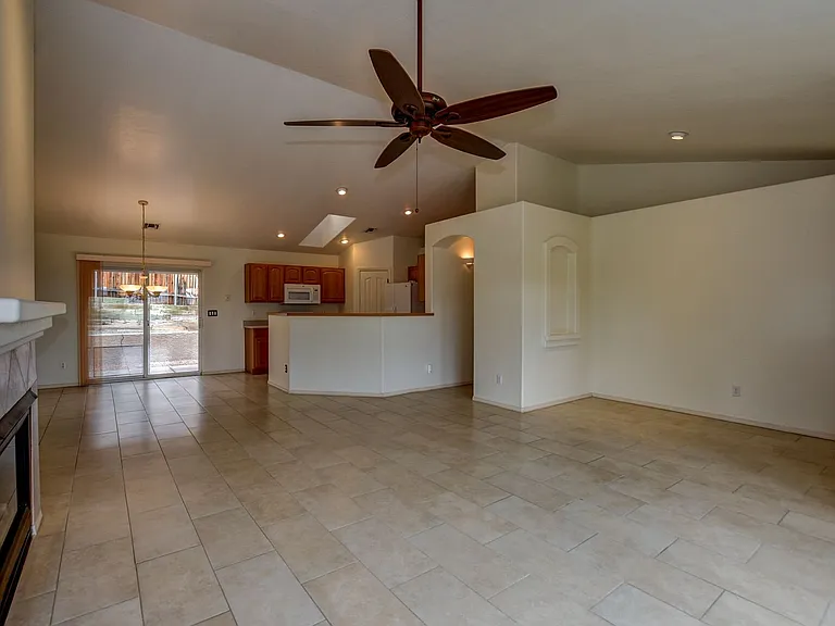 8381 E Hopi Cir — Photo 6