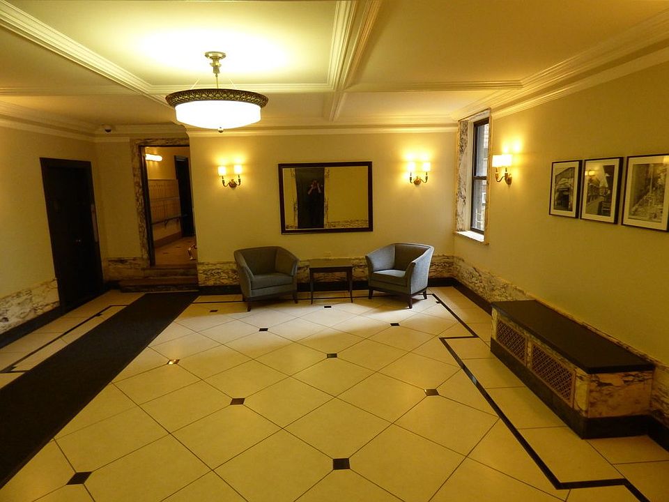 1st image of 870 W 181st St APT 31