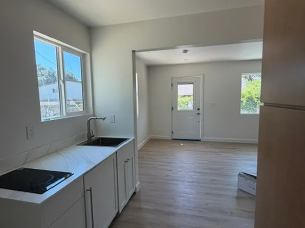 (undisclosed Address), Santa Barbara, CA 93101