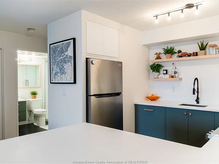 150 Park St W #2603 — Photo 12