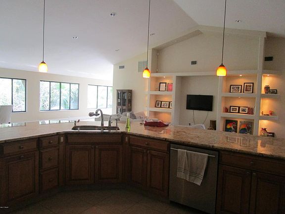 5th image of 2630 Spruce Creek Blvd