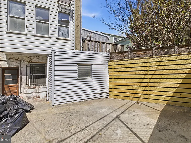 935 E Passyunk Ave #1 — Photo 20