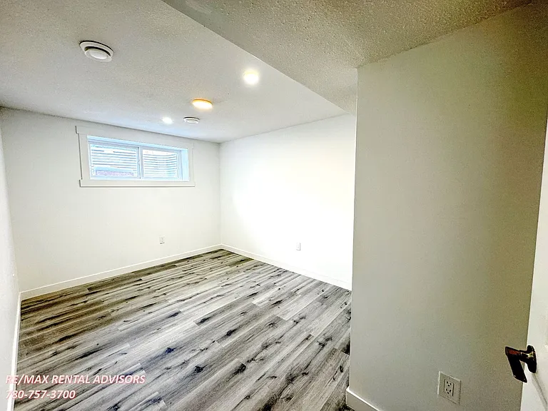 1002 Daniels Loop SW #BASEMENT — Photo 8