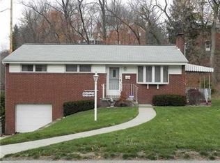 3120 Greenwald Rd, Bethel Park, PA 15102