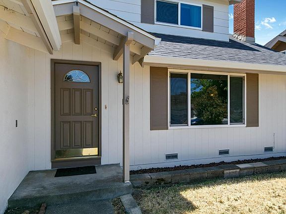 5th image of 239 Begonia Boulevard