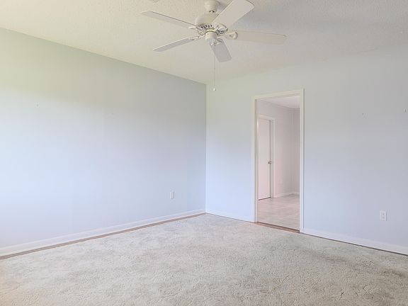 5th image of 802 Saratoga Dr