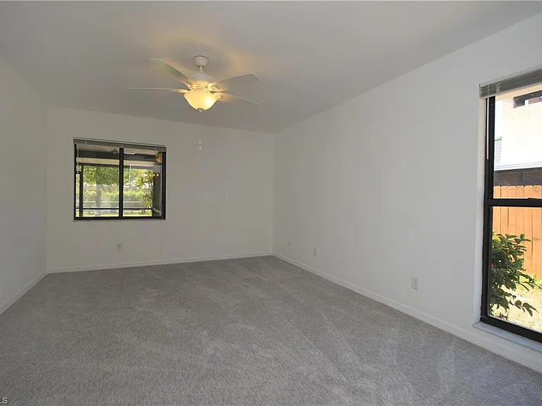 224 Erie Dr — Photo 7