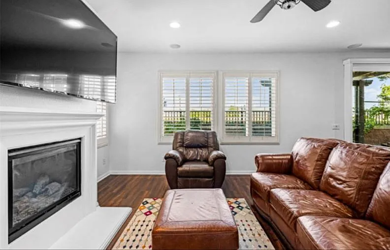 16231 Navigator Ave — Photo 3