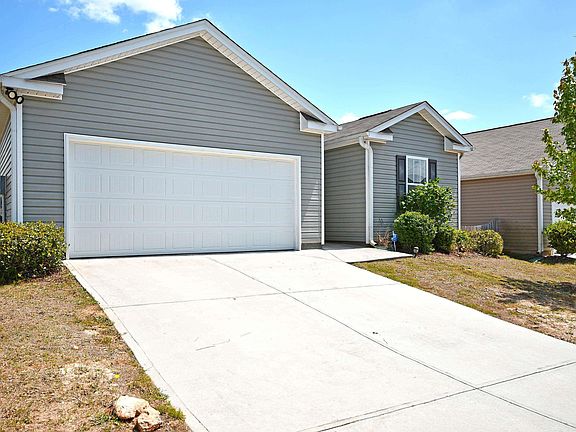 2nd image of 421 Bucky Dr