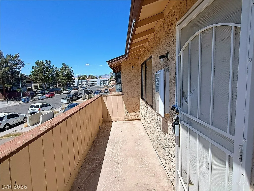 Building Photo - 6228 Ilanos Ln #D