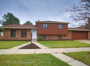 751 E 191st Pl, Glenwood, IL 60425