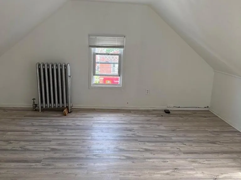386 Summer Ave — Photo 9