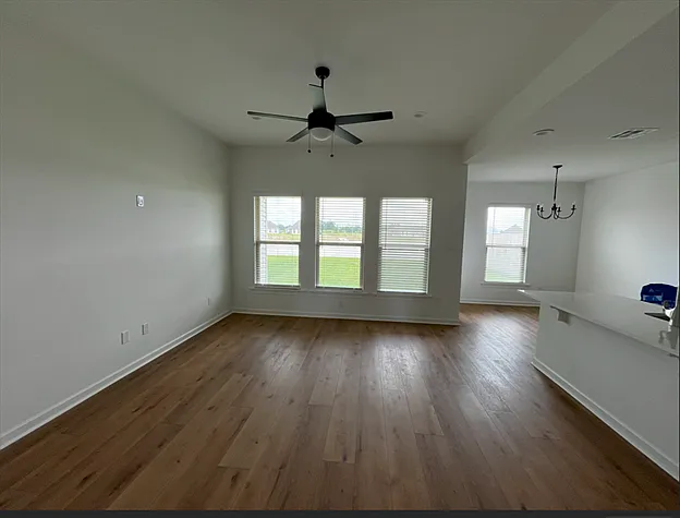 224 Wakely Ct — Photo 5