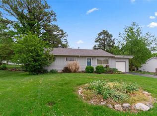 709 Joyce Ann Dr, Ballwin, MO