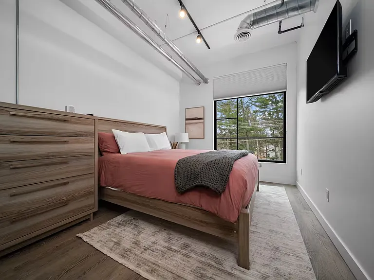 1825 E 8th St #447 — Photo 9