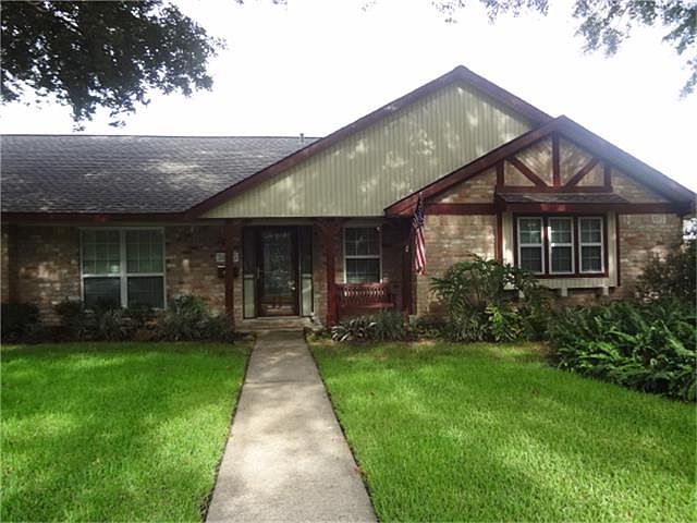 1st image of 3805 Uraguay Dr