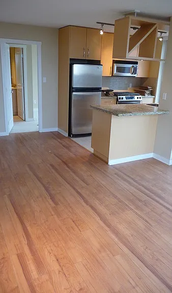 5028 Kwantlen St #1703 — Photo 5
